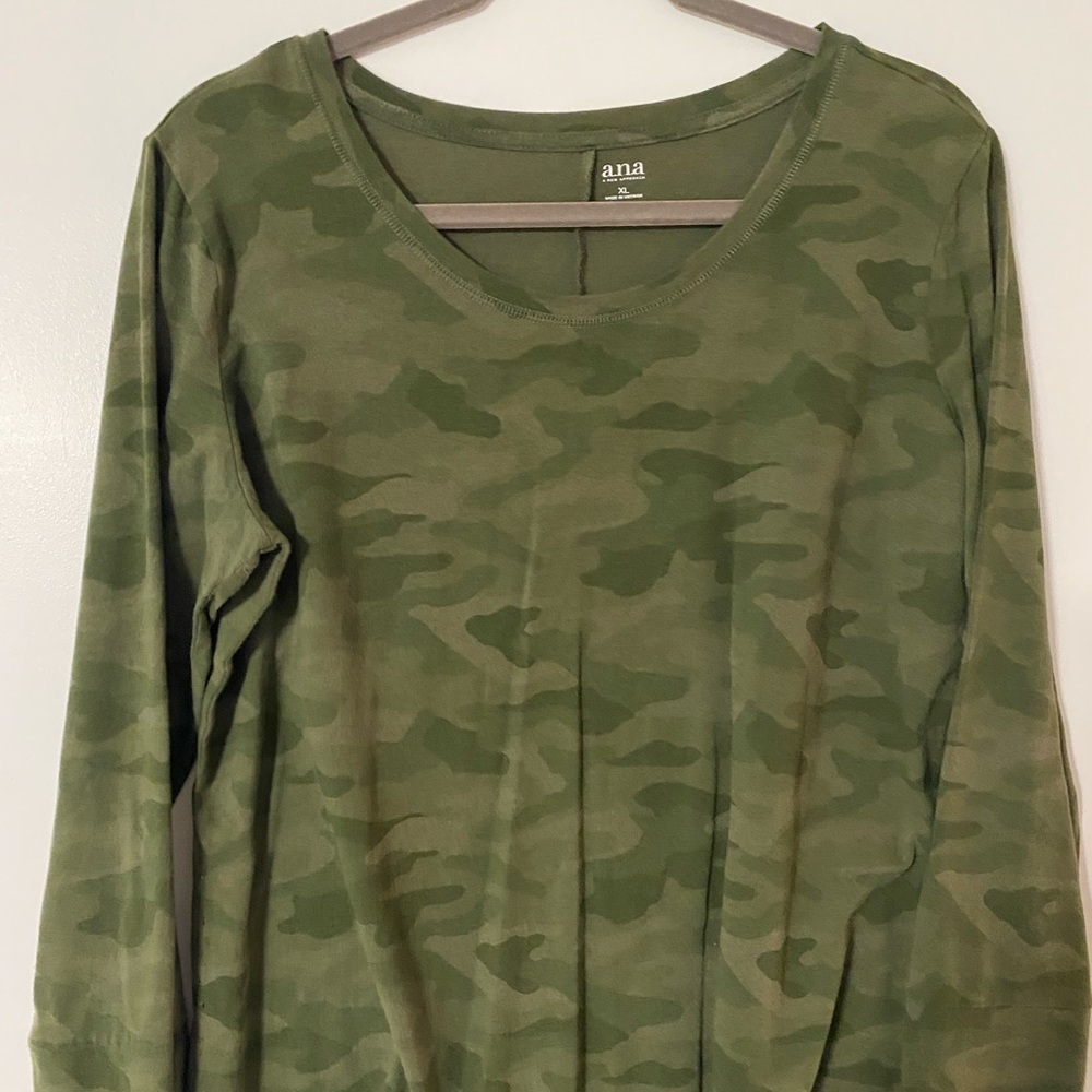 Green camo top